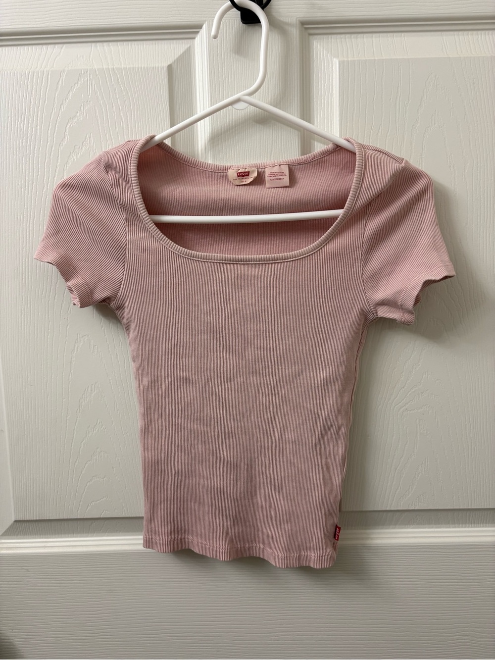 Levi's Pink Scoop Neck Ribbed Short Sleeve Tee